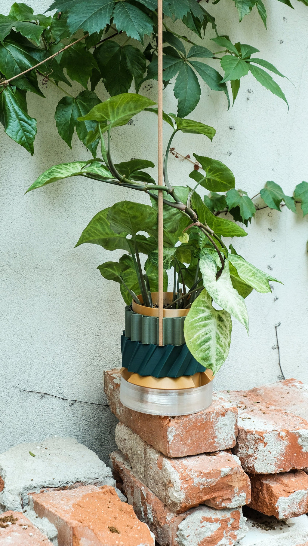 BRASS Eclectic Indoor Planter – Modern Eco Pot