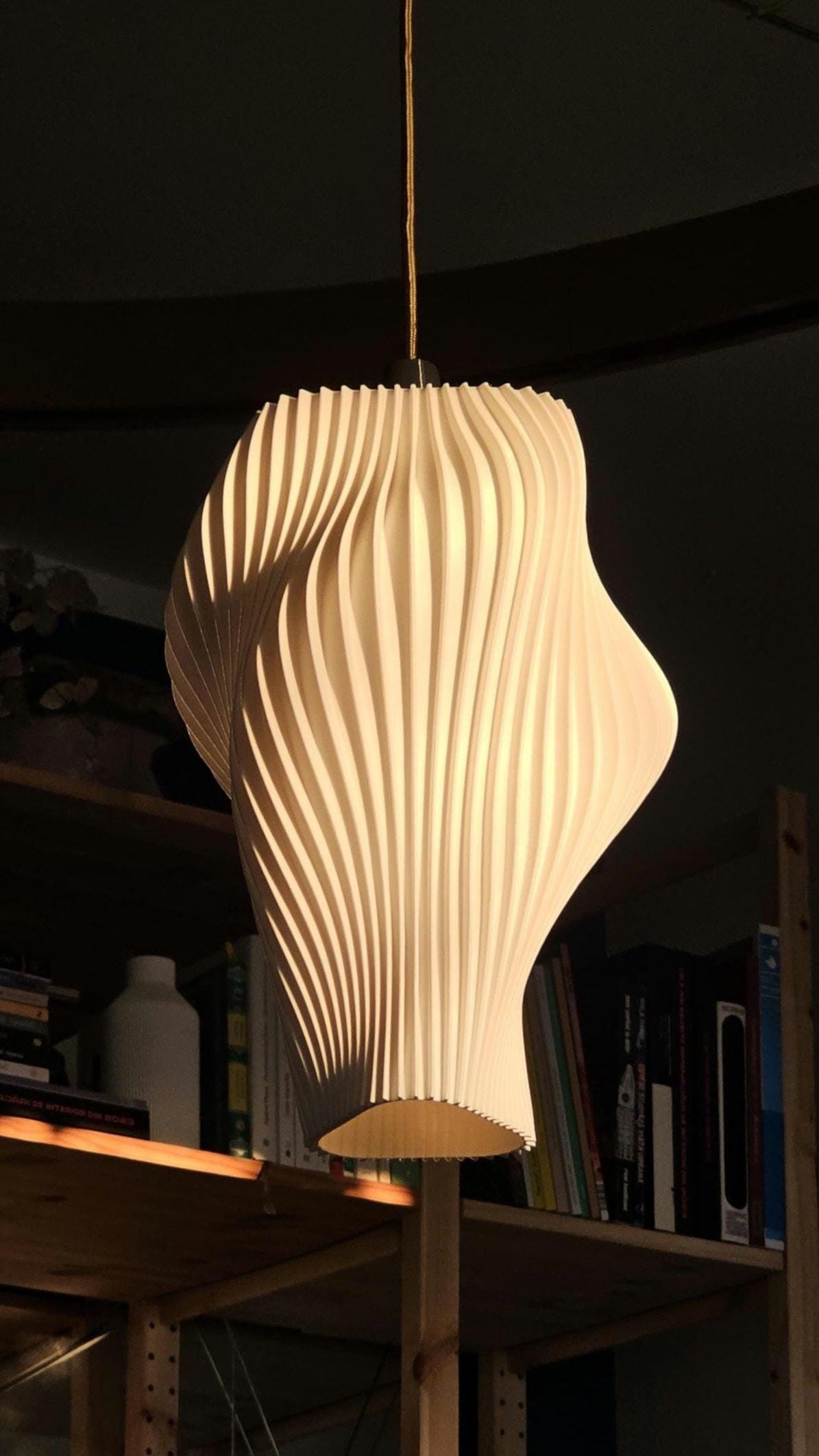Alma Pendant Lamp – Eco Ceiling Light by BIOMORPH - Cotton White