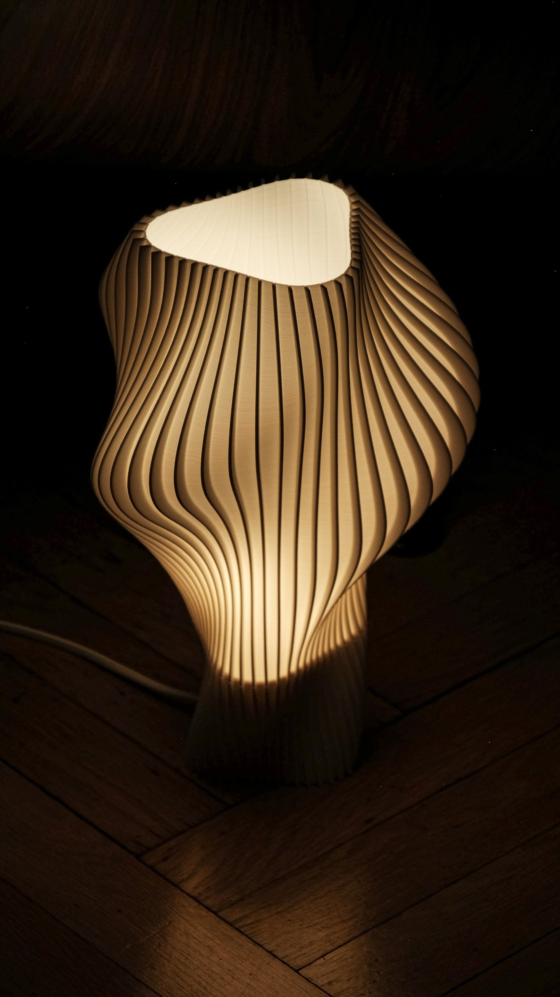 Alma Table Lamp – Eco Lighting by BIOMORPH - Cotton White