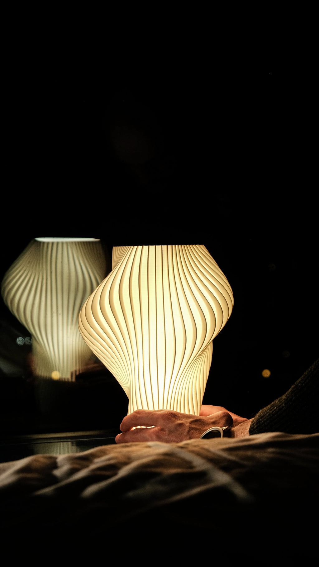 Alma Table Lamp – Eco Lighting by BIOMORPH - Cotton White
