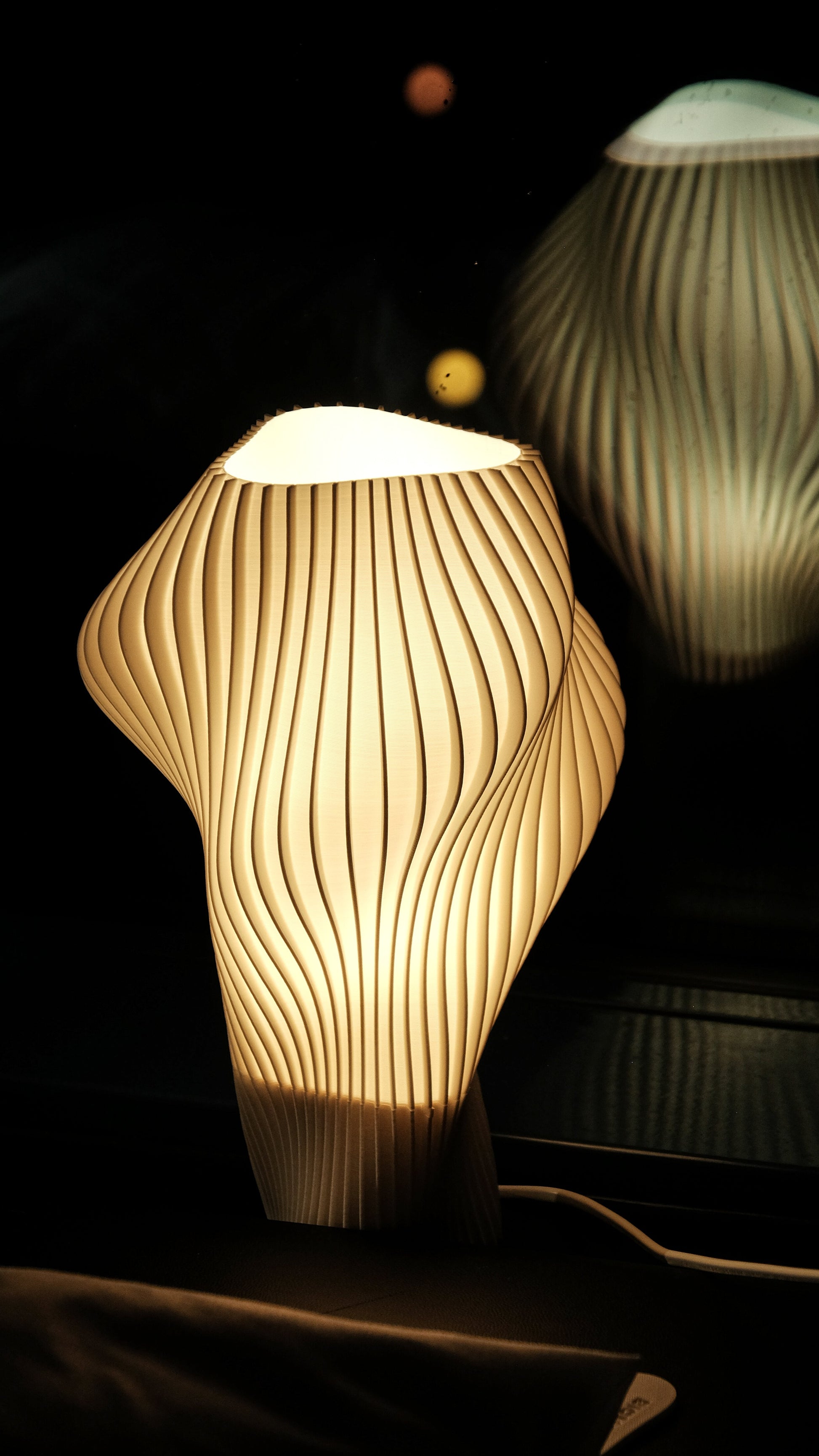 Alma Table Lamp – Eco Lighting by BIOMORPH - Cotton White