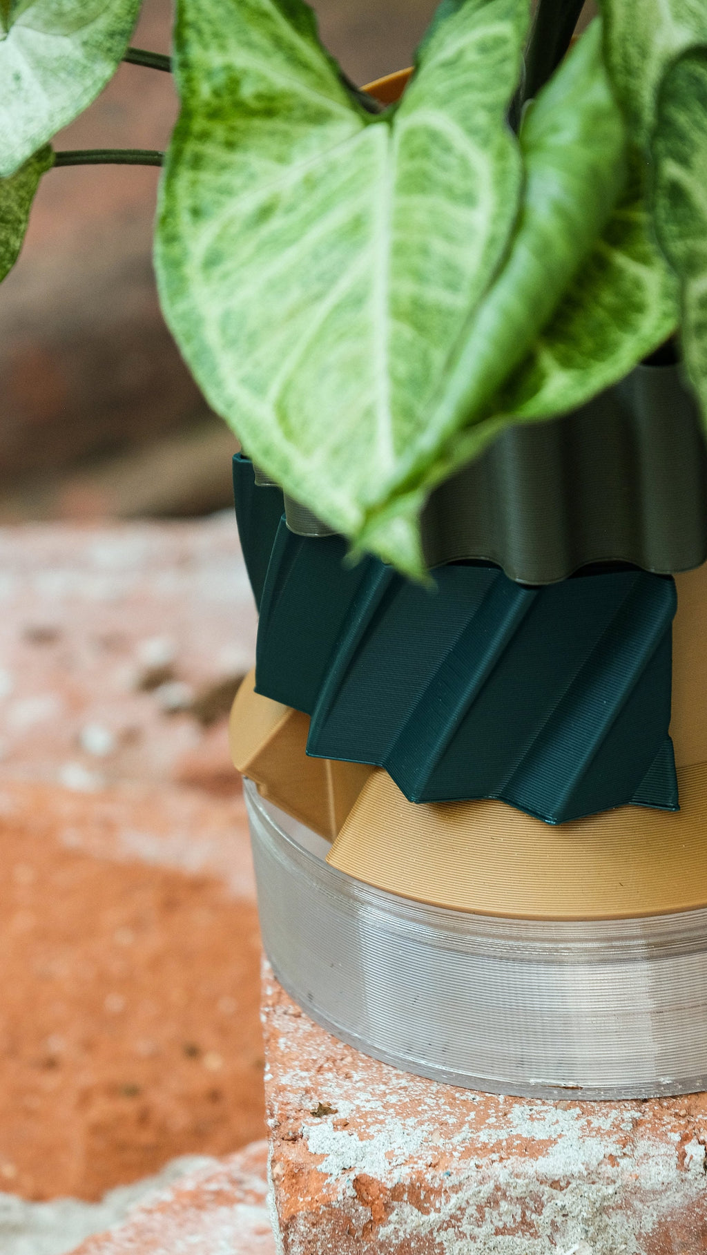 BRASS Eclectic Indoor Planter – Modern Eco Pot